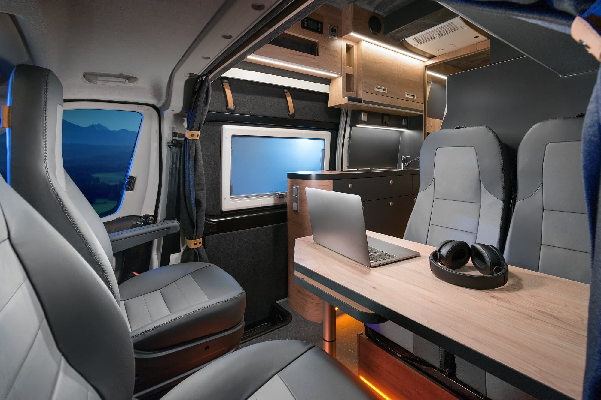 Galeria Voyager X