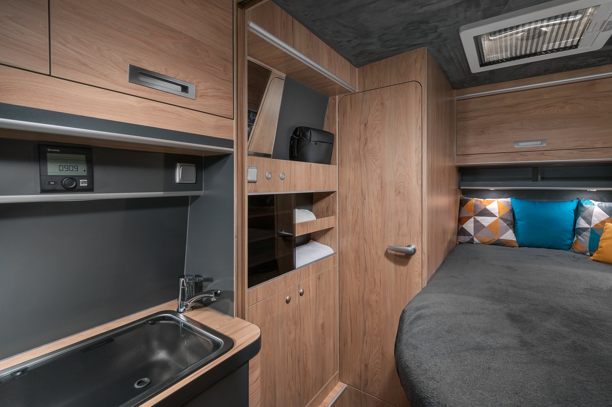 Galeria Voyager X