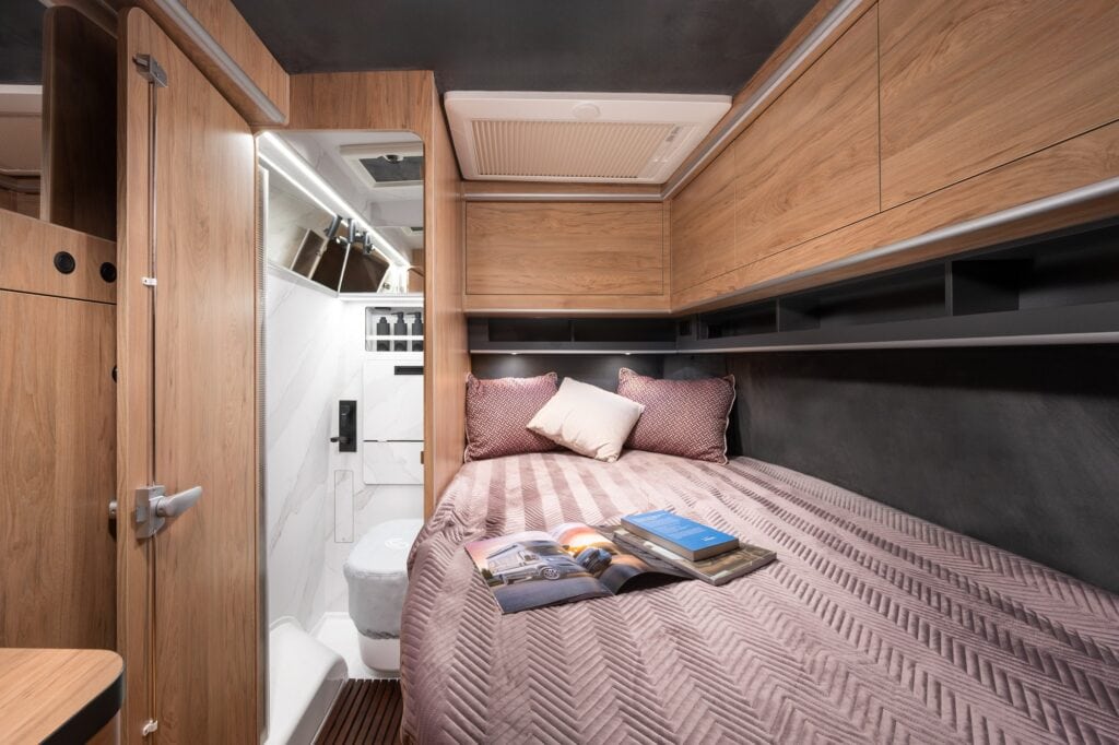Globe-Traveller Interior